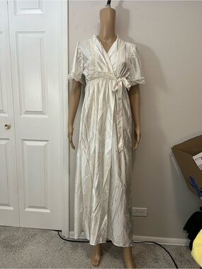 vintage 1980s Ballet New York peignoir robe,medium